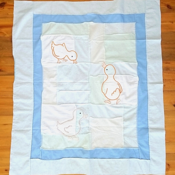 Vtg 3 Little Ducks Quilt - Hamd-Pieced Nursery Quilt Topper Only - Picture 8 of 9